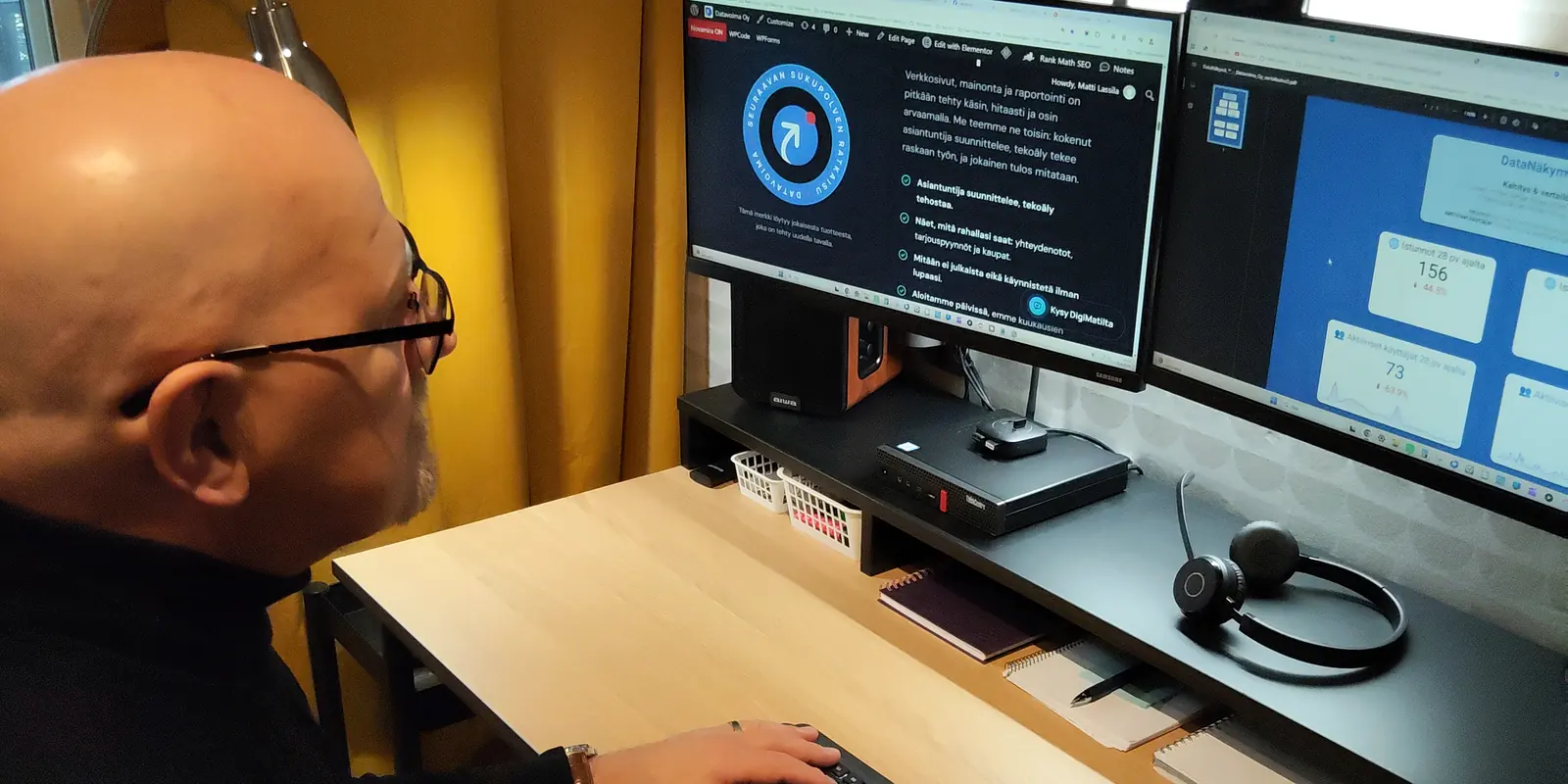 Matti Lassila työskentelee Datavoiman verkkosivujen parissa kotitoimistossaan